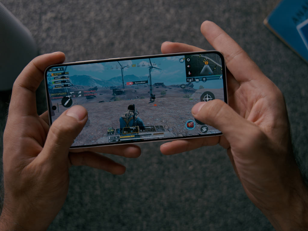 تست بازی گلکسی اس ۲۵ اف ای