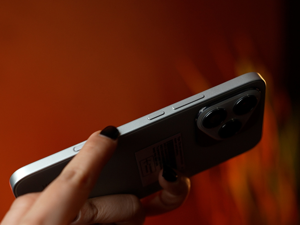 کمرا کنترل گوشی آنر ۴۰۰ لایت