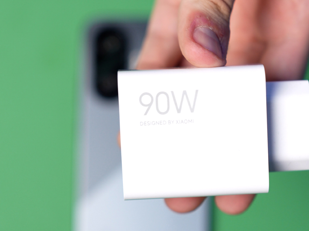 آداپتور شارزر پوکو F7