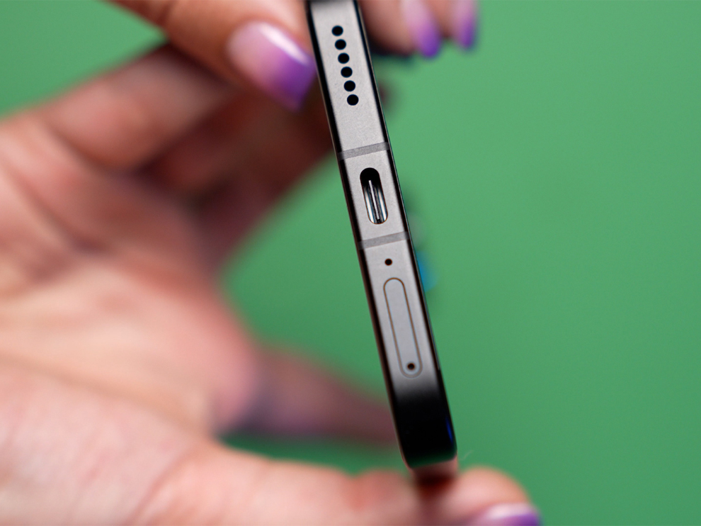 درگاه شارژ گوشی پوکو اف ۷