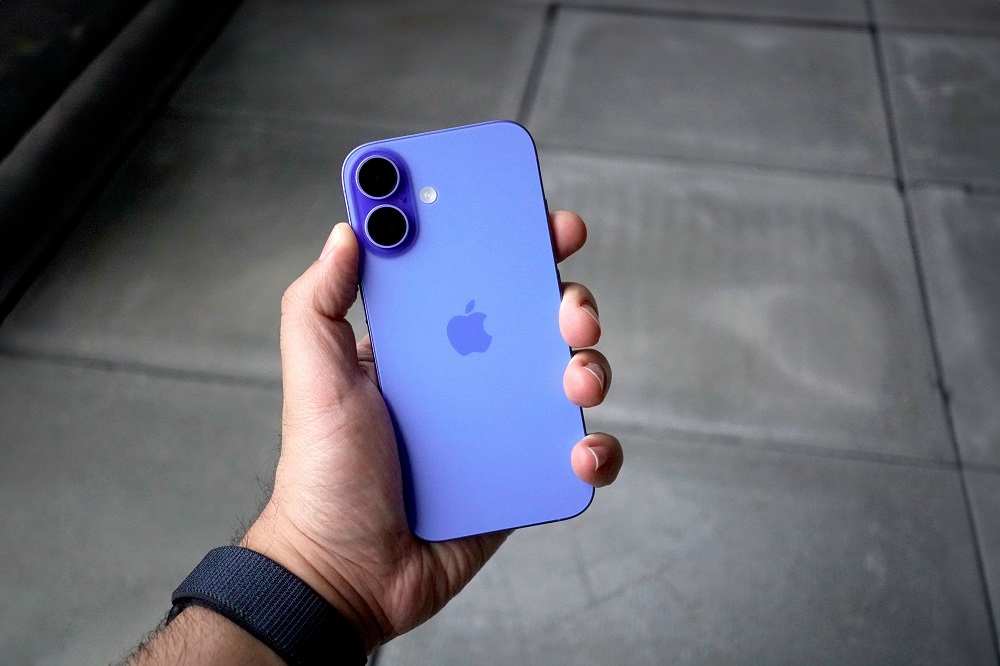 اپل آیفون ۱۶