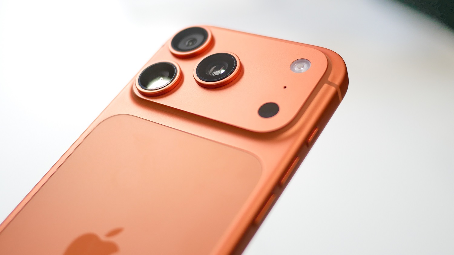 اپل آیفون ۱۷ پرو