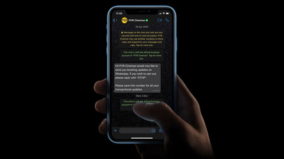 dark mode smartphone