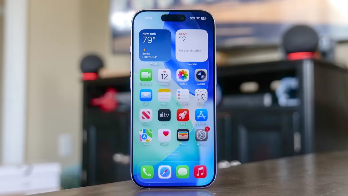 محیط کاربری آیفون