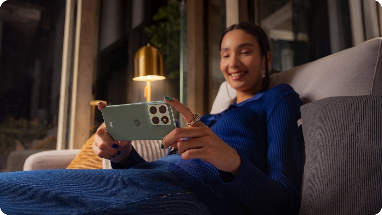 موتورولا Edge 70