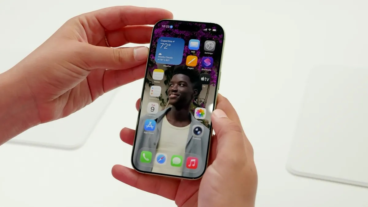 نمایشگر آیفون ۱۷ پرو