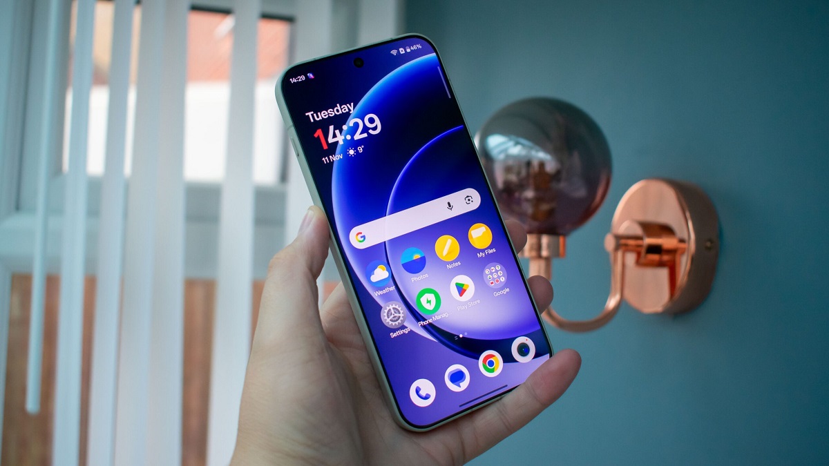 نمایشگر وان پلاس ۱۵