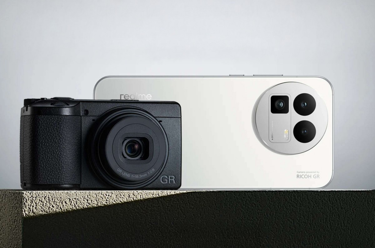 ریلمی جی تی ۸