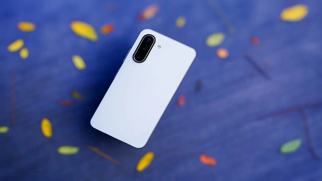 سامسونگ گلکسی A17.jpg