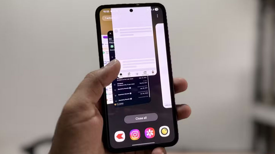 نمایی از صفحه اصلی گوشی هوشمند