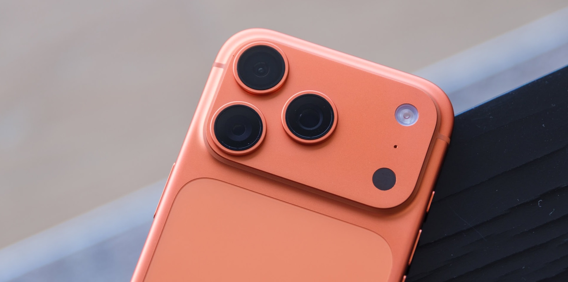 سیستم دوربین آیفون ۱۷ پرو