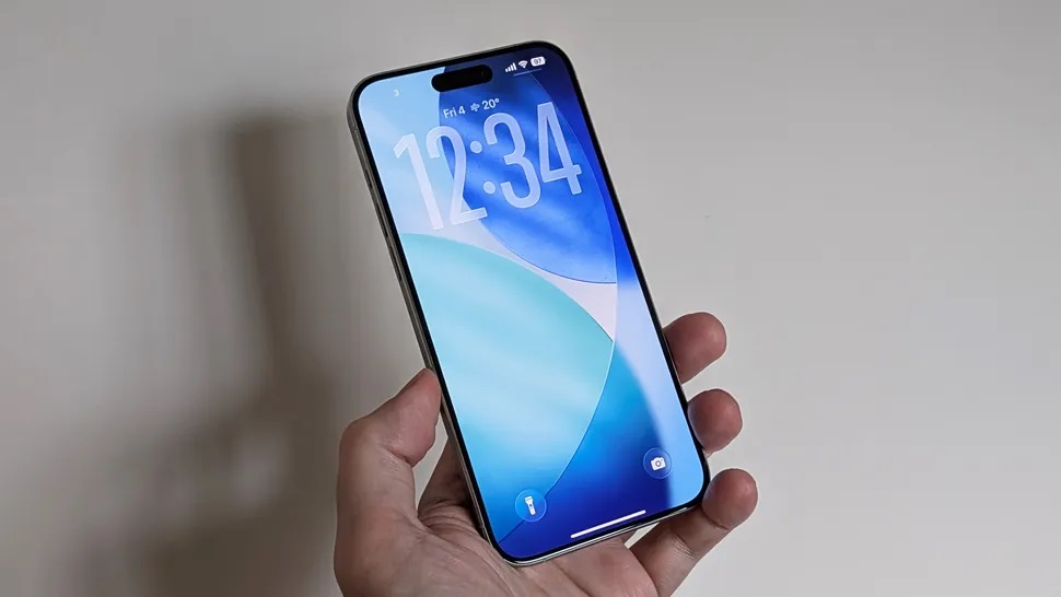 طراحی liquid Glass iOS 26 آیفون