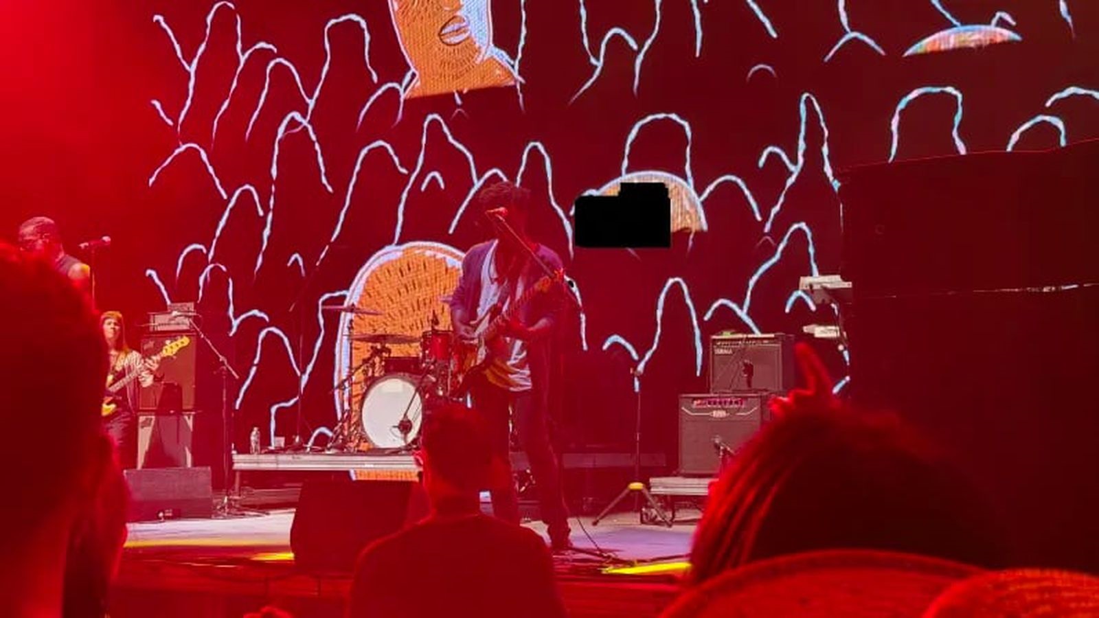 تصویر معیوب آیفون ایر