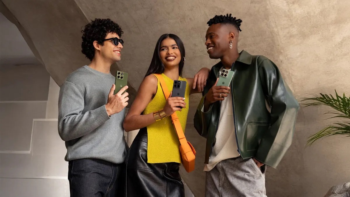 تصویر موتورولا اج ۷۰