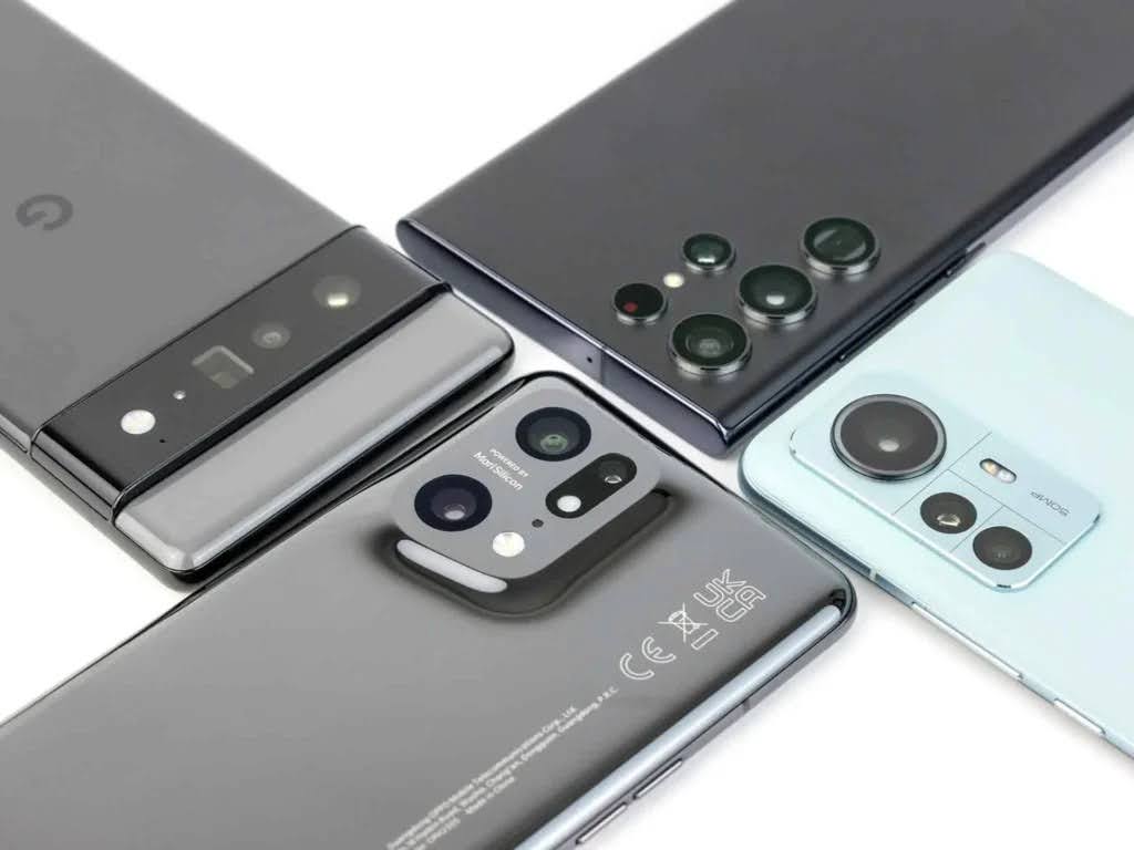 مدل&zwnj;های پرچمدار موبایل سامسونگ، شیائومی و گوگل پیکسل برای خرید اقساطی بازنشستگان