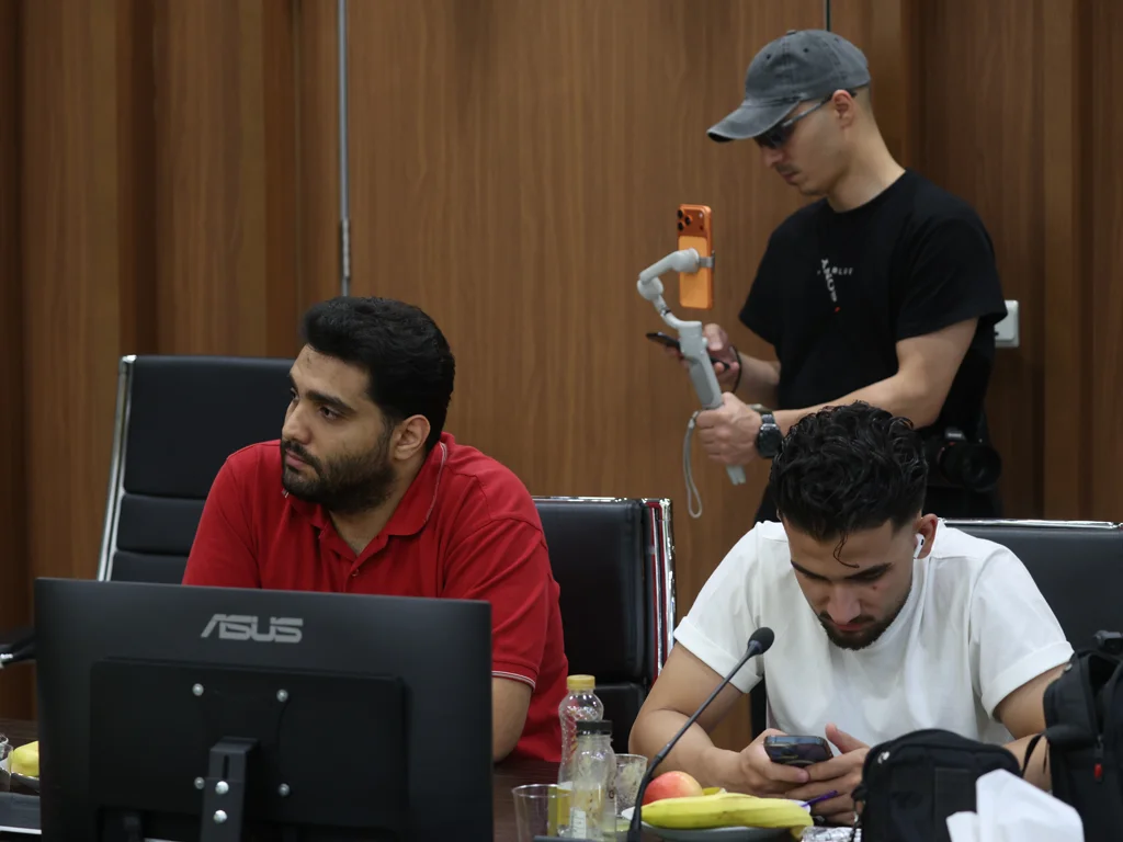 پرسش خبرنگار جی&zwnj;اس&zwnj;ام در رابطه با تاثیر پکت لاس روی حجم مصرفی اینترنت